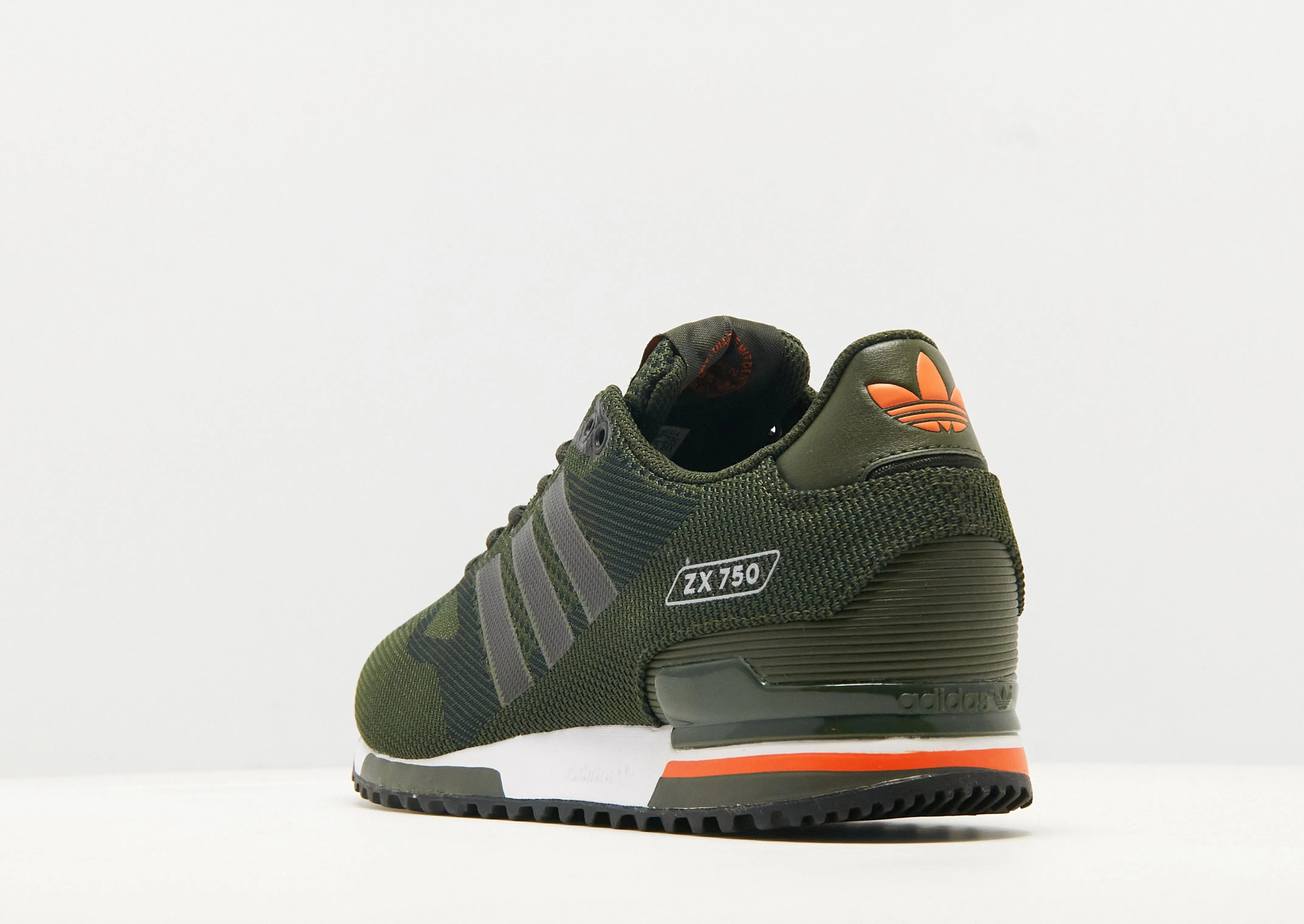 סניקרס ZX 750 | יוניסקס