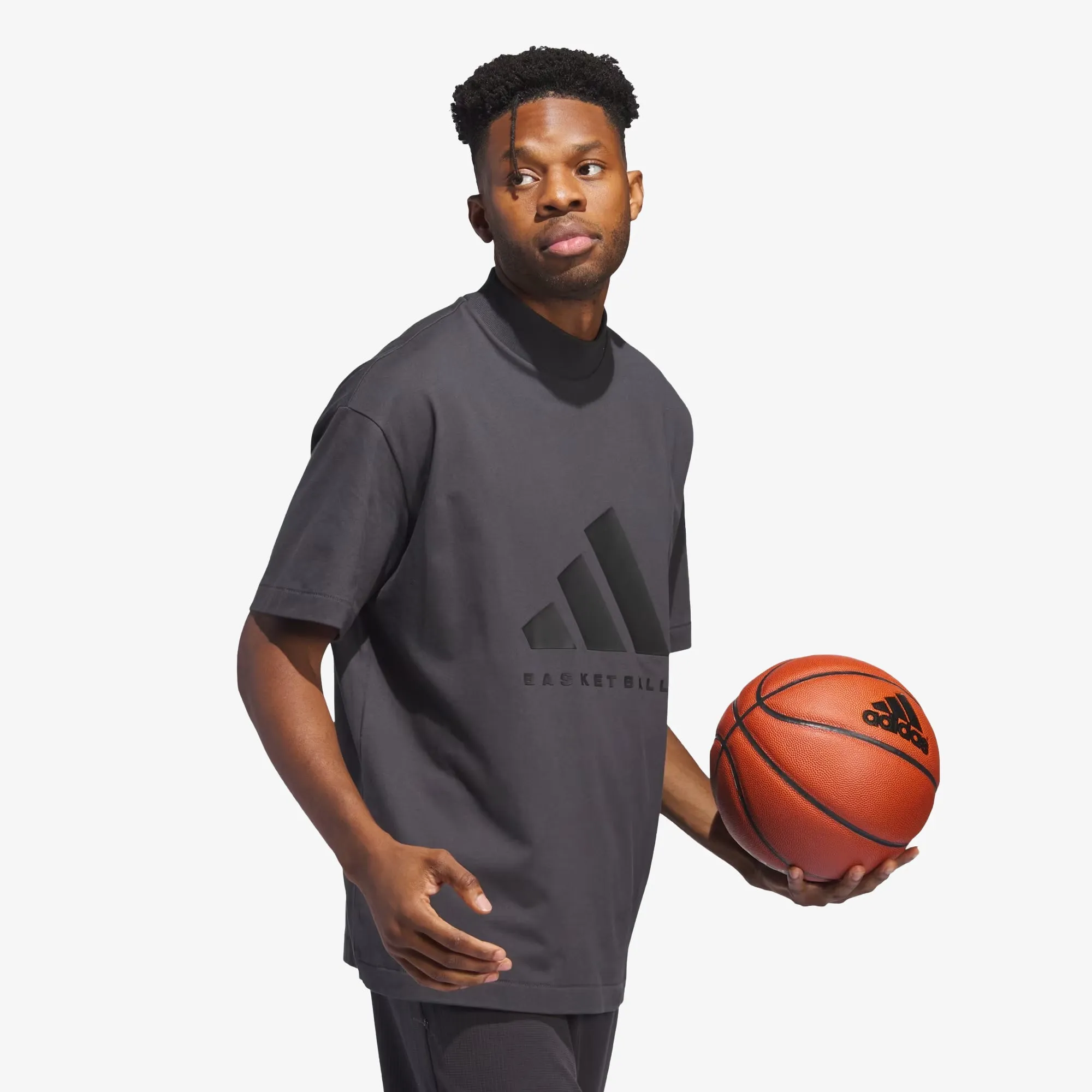 Adidas | BASKETBALL TEEE  { CARBON/CARBON