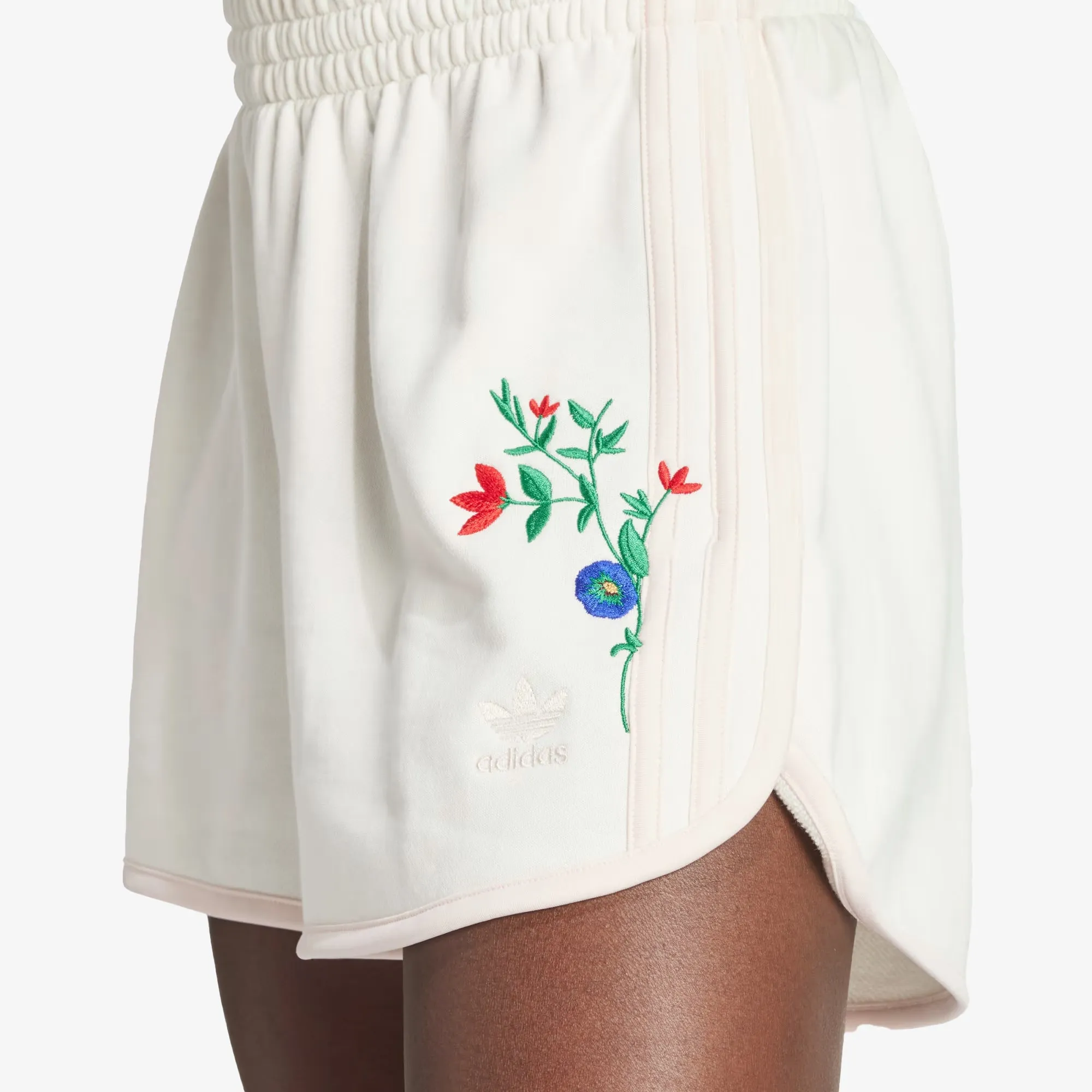 Adidas Originals | FASHION GRAPHICS FLORAL SHORTS  { CLOUD WHITE