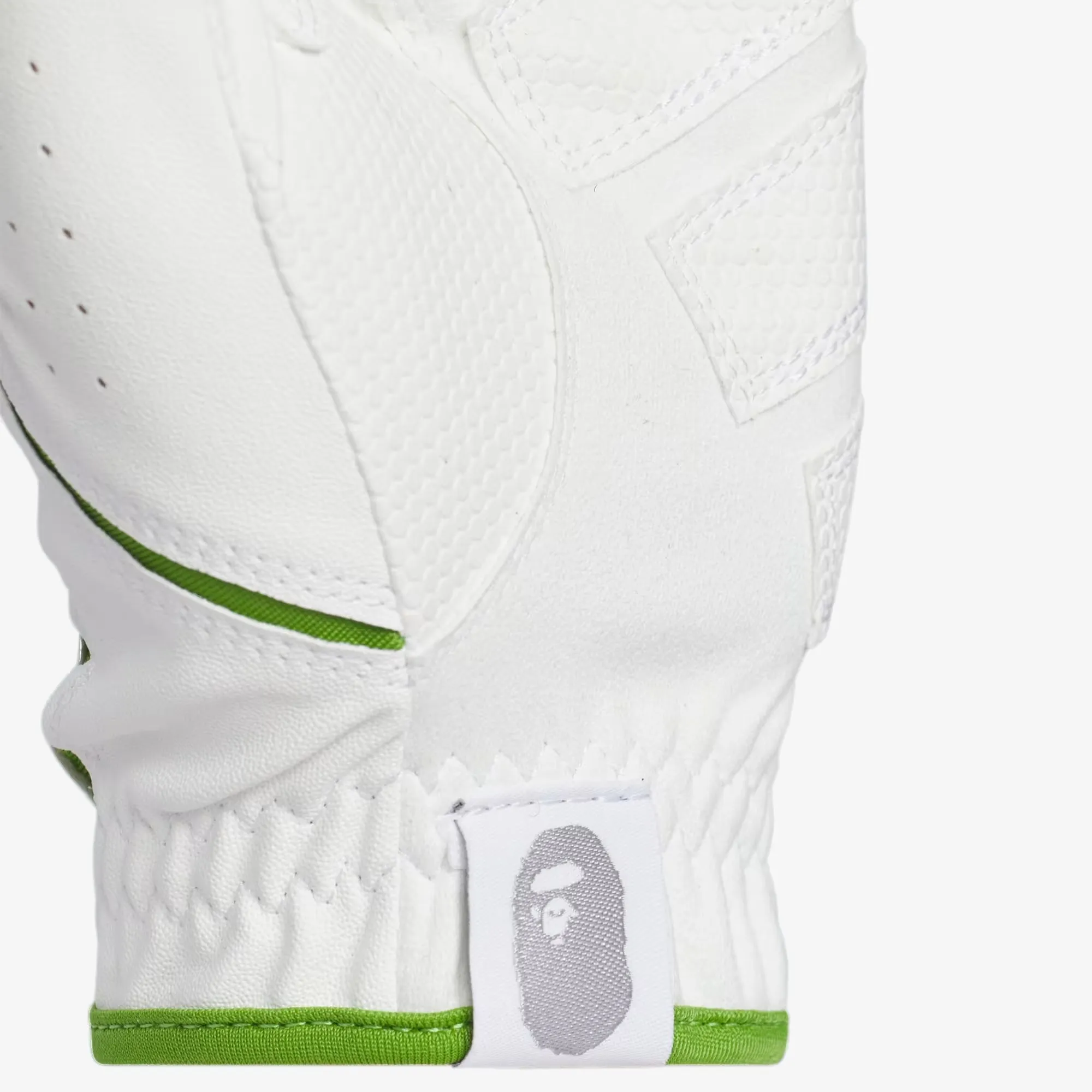 ADIDAS ORIGINALS |X BAPE GOLF GLOVES { WHITE
