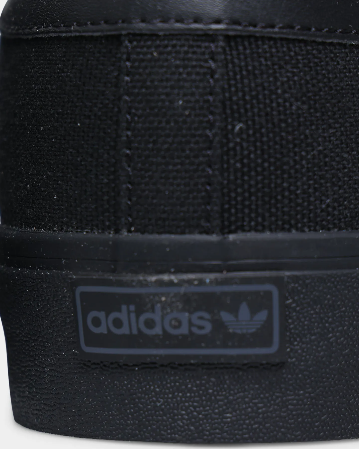 Adidas Seeley XT Core Black/Core Black/Core Black