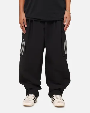 adidas x Mercedes-AMG PETRONAS Formula One F1 2025 Mechanics Joggers Black/White