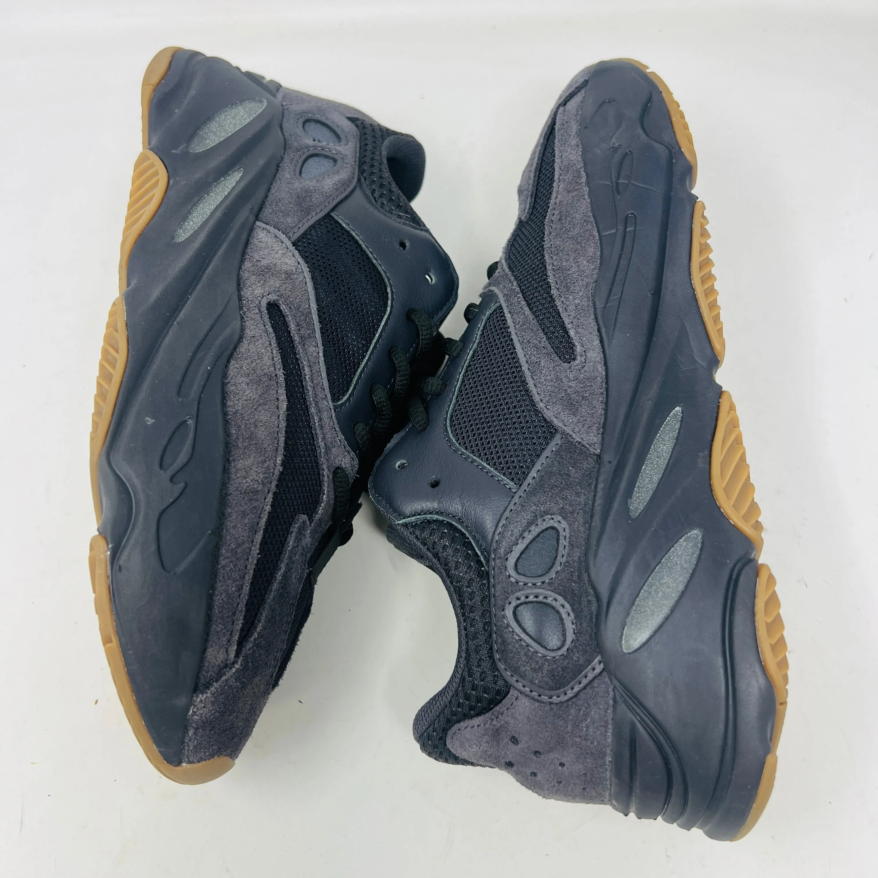 adidas Yeezy Boost 700 Utility Black