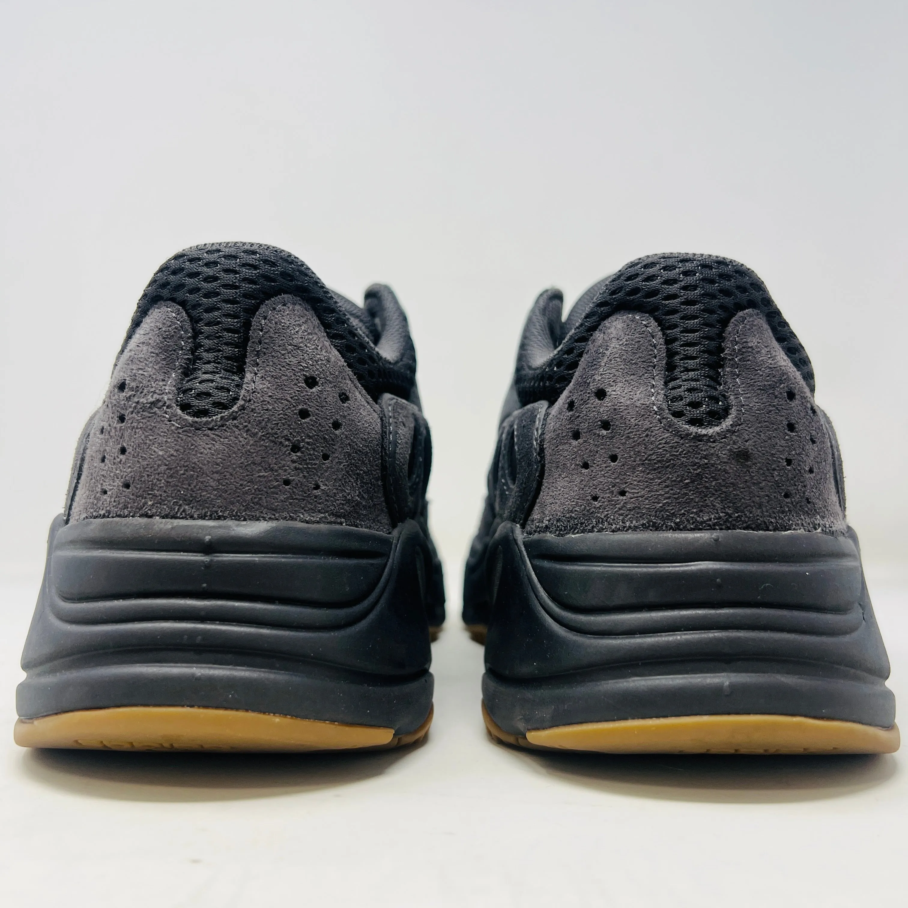 adidas Yeezy Boost 700 Utility Black