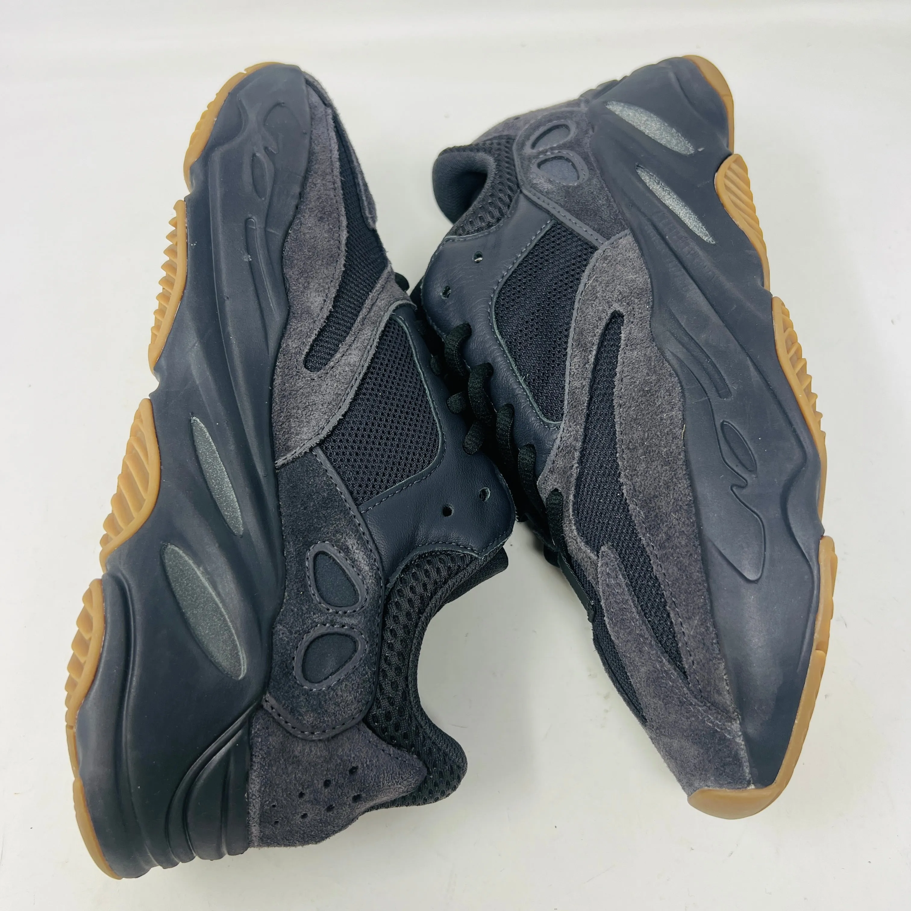 adidas Yeezy Boost 700 Utility Black