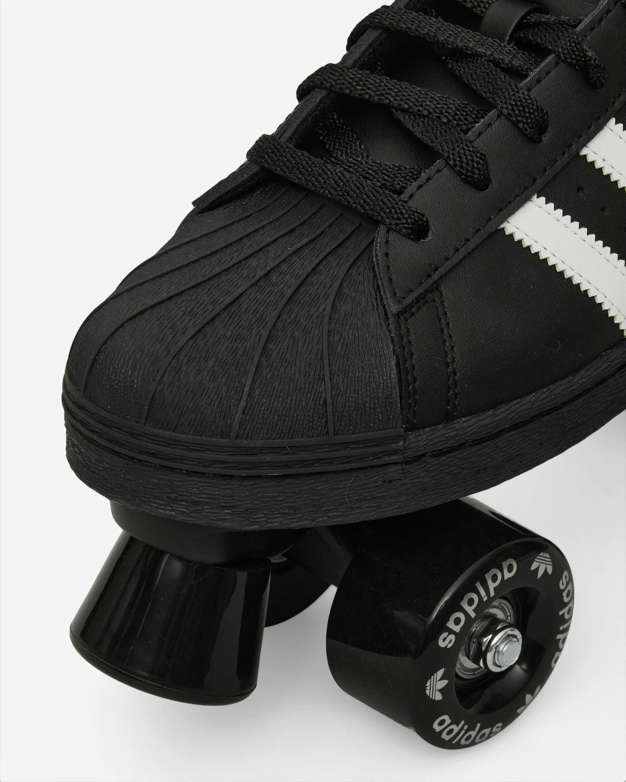 Superstar 82 Roller Skates Core Black / Cloud White