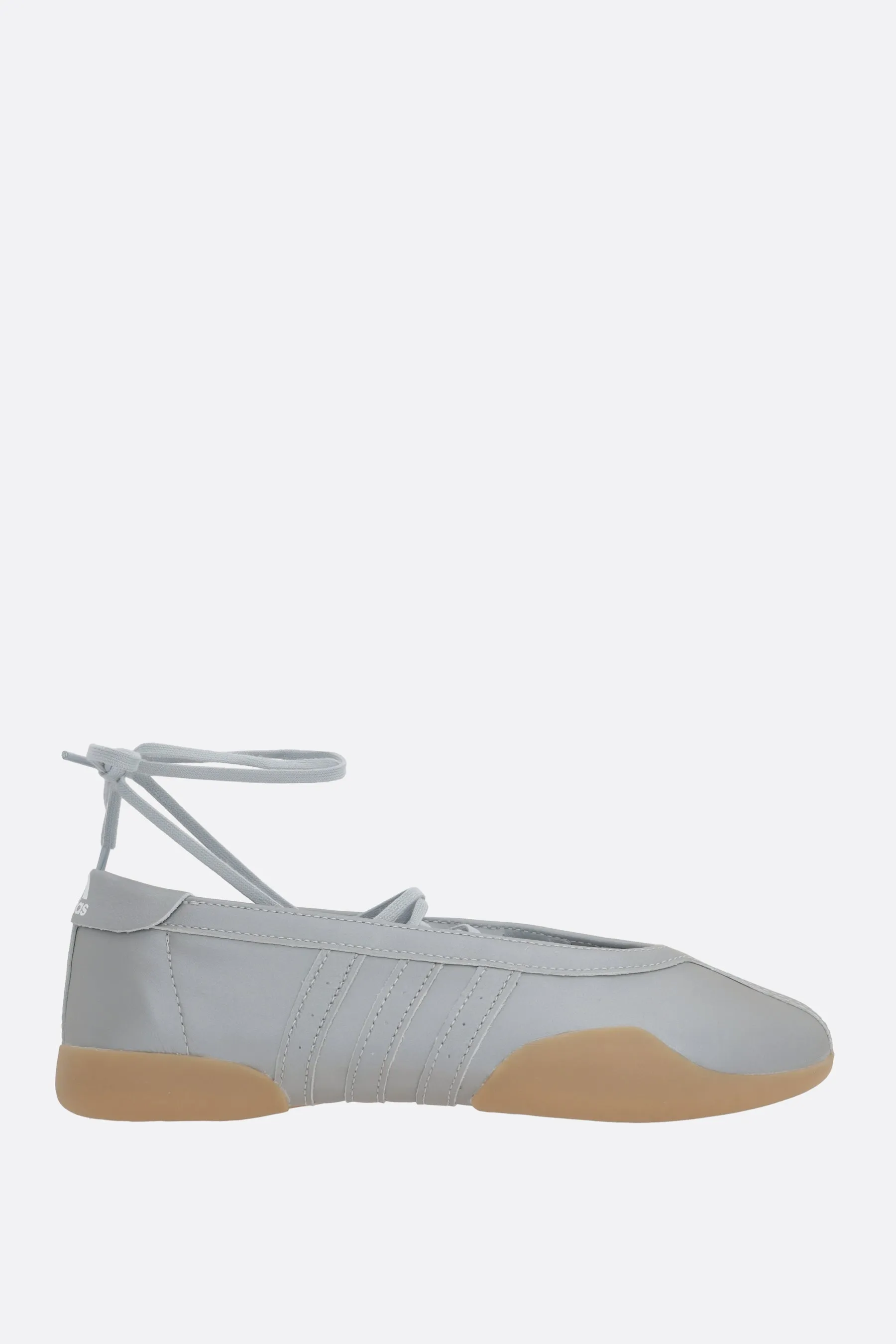 Taekwondo Mei ballerinas in laminated leather